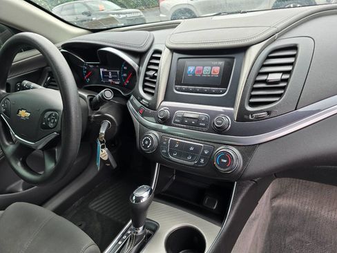Used 2017 Chevrolet Impala LS image 30