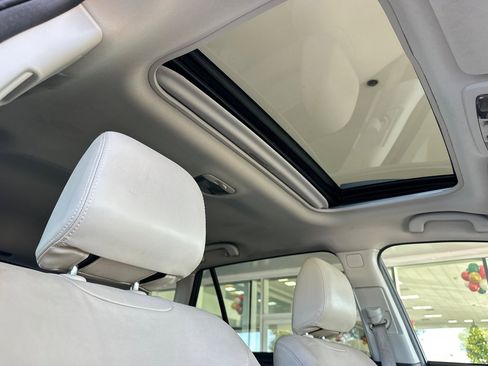 Used 2017 Subaru Outback 2.5i Limited image 17