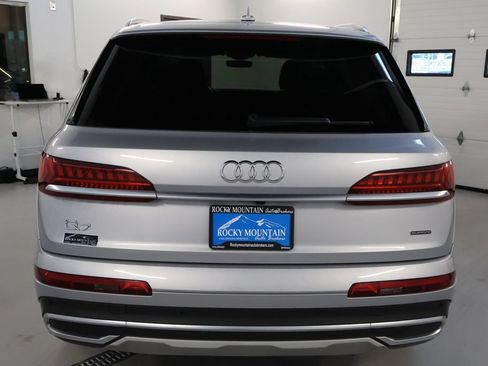 Used 2022 Audi Q7 3.0T Premium Plus w/ Premium Plus Package AWD/4WD image 6