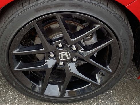 Used 2023 Honda Civic Sport image 23