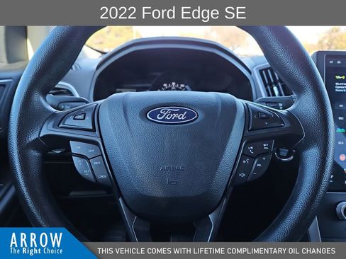 Used 2022 Ford Edge SE image 27