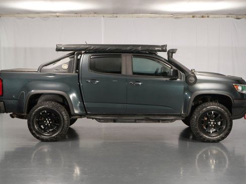 Used 2018 Chevrolet Colorado ZR2 w/ ZR2 Dusk Special Edition AWD/4WD image 12