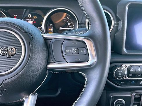 Used 2023 Jeep Wrangler Unlimited Sahara w/ Cold Weather Group image 12