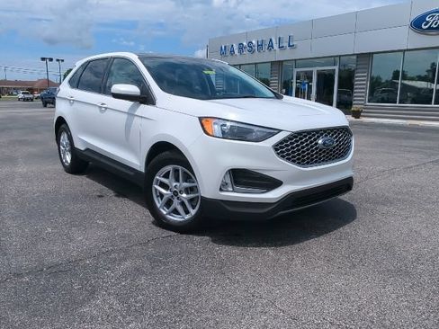 Used 2024 Ford Edge SEL w/ Convenience Package AWD/4WD image 3