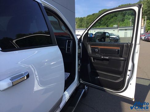 Used 2016 RAM 2500 Laramie image 38