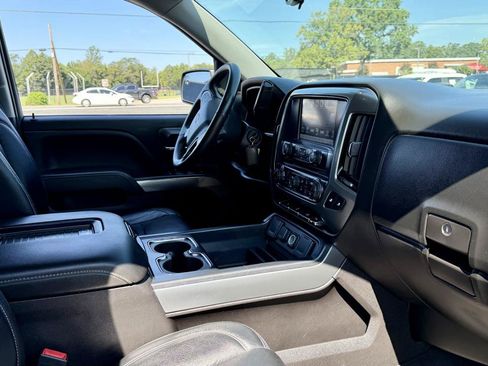 Used 2018 Chevrolet Silverado 1500 LT w/ All Star Edition AWD/4WD image 8