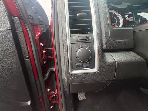 Used 2024 RAM 1500 Classic Warlock AWD/4WD image 10