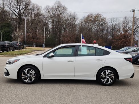 Used 2025 Subaru Legacy Premium image 6