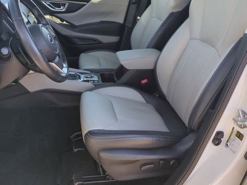 Used 2022 Subaru Forester Limited image 15