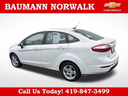 Used 2017 Ford Fiesta SE FWD image 7