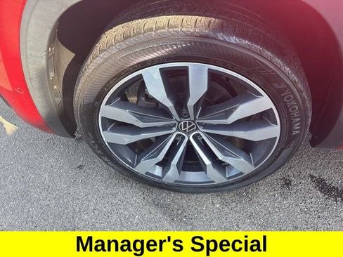 Used 2021 Volkswagen Atlas Cross Sport SEL Premium R-Line AWD/4WD image 47