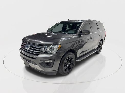 Used 2021 Ford Expedition XLT image 5