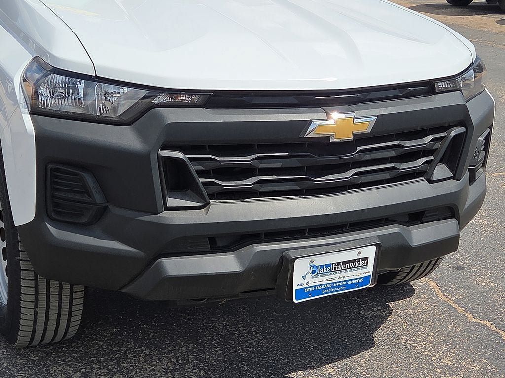 Used 2024 Chevrolet Colorado W/T w/ WT Convenience Package AWD/4WD image 9