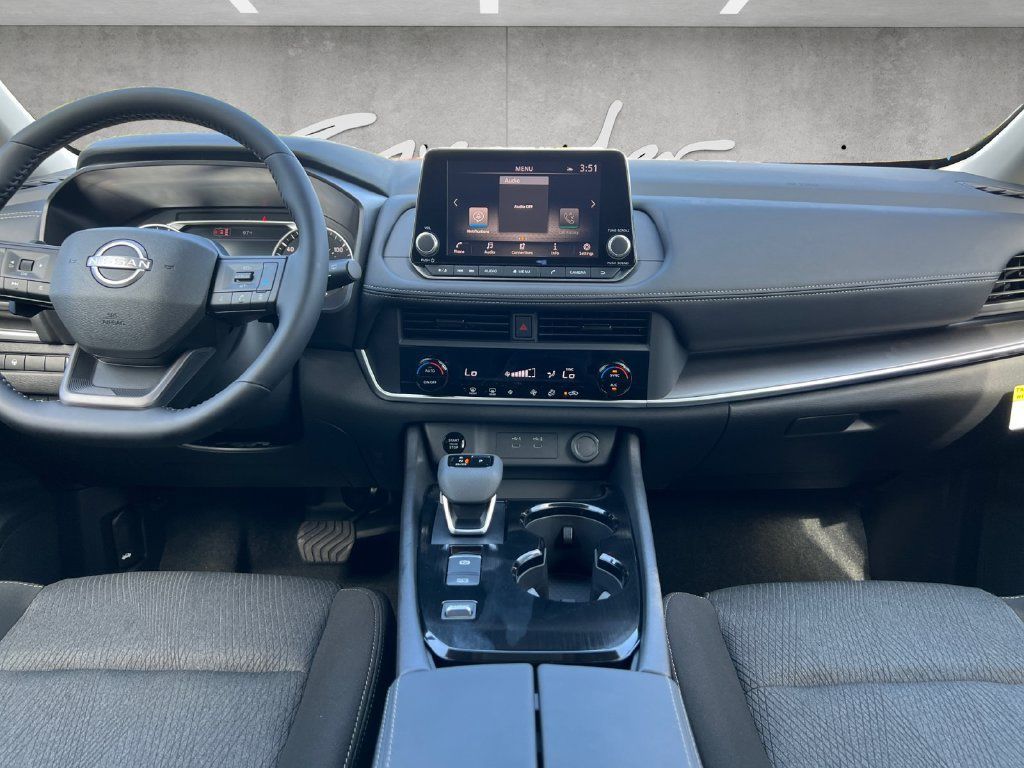 New 2026 Nissan Rogue SV FWD image 4