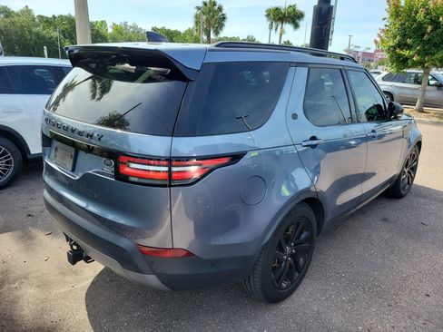 Used 2018 Land Rover Discovery HSE Luxury AWD/4WD image 3