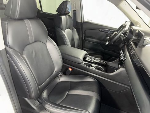 Certified 2023 Honda Pilot Touring image 35