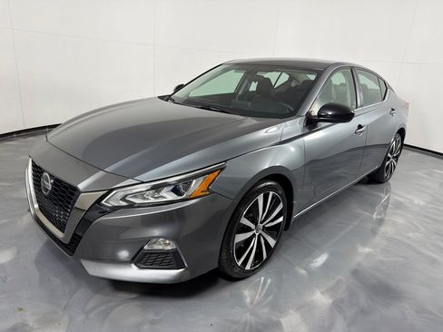 Used 2019 Nissan Altima 2.5 SR AWD/4WD image 9