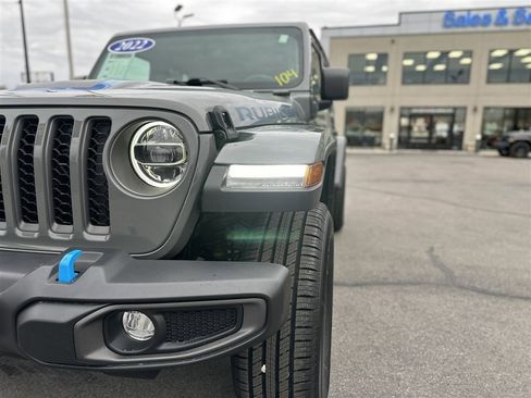 Used 2022 Jeep Wrangler Unlimited Rubicon 4xe w/ Cold Weather Group image 10
