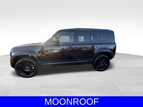 Used 2025 Land Rover Defender 110 S image 7