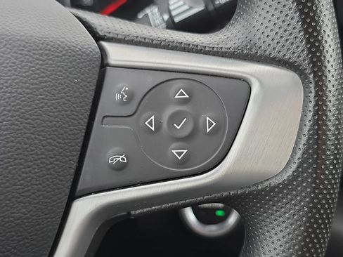 Used 2024 GMC Terrain SLE w/ Driver Convenience Package FWD image 20