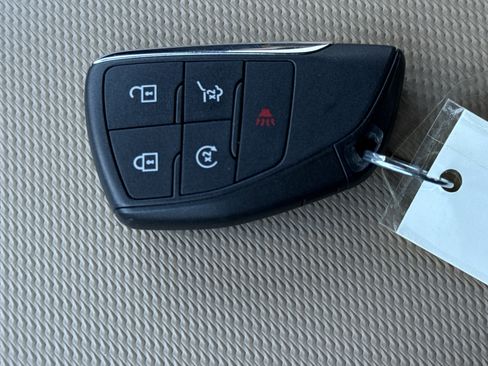 Certified 2025 Chevrolet Equinox ACTIV w/ Safety and Technology Package image 36