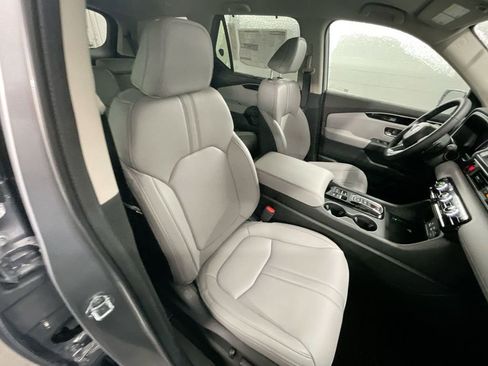 Used 2025 Honda Pilot EX-L image 17
