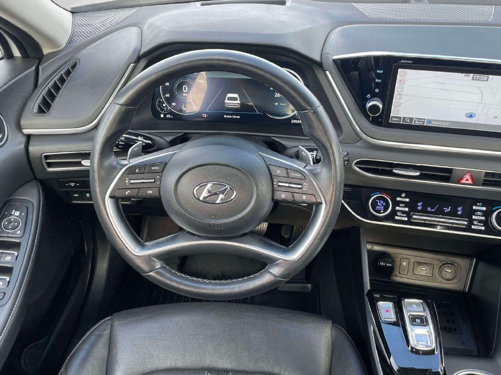 Used 2023 Hyundai Sonata Limited w/ Cargo Package FWD image 14
