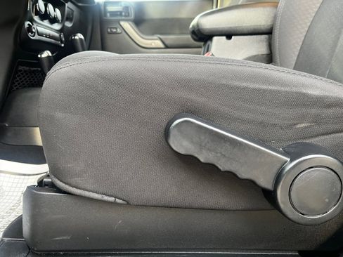 Used 2015 Jeep Wrangler Sport w/ Quick Order Package 24S image 14