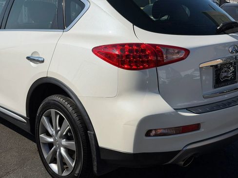 Used 2017 INFINITI QX50 Journey w/ Premium Package image 19