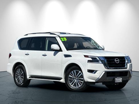 Used 2023 Nissan Armada SL w/ Captain's Chairs Package RWD image 2
