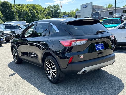Certified 2022 Ford Escape SE w/ Cold Weather Package FWD image 6