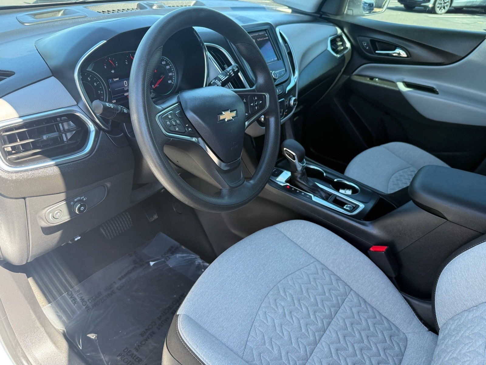 Used 2023 Chevrolet Equinox LS w/ LS Convenience Package AWD/4WD image 12