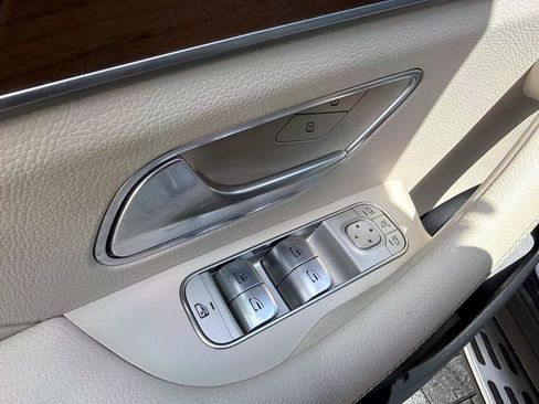 Used 2021 Mercedes-Benz GLE 350 4MATIC image 19