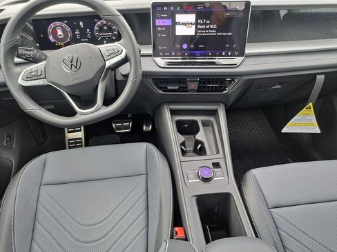 New 2026 Volkswagen Tiguan SE R-Line FWD image 20