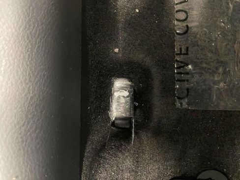 New 2025 Nissan Versa SV w/ Trunk Package image 20