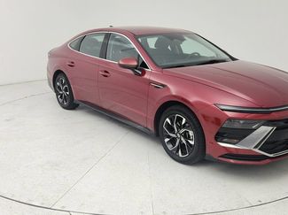Used 2025 Hyundai Sonata SEL FWD video 1