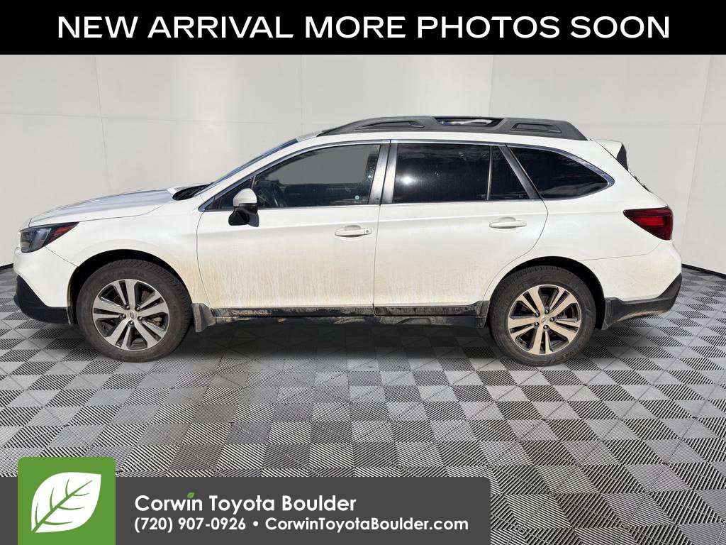 Used 2019 Subaru Outback 2.5i Limited AWD/4WD image 4