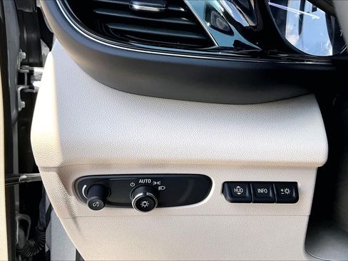 Used 2023 Buick Envision Avenir FWD image 36