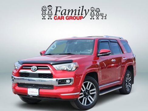 Used 2024 Toyota 4Runner Limited image 1