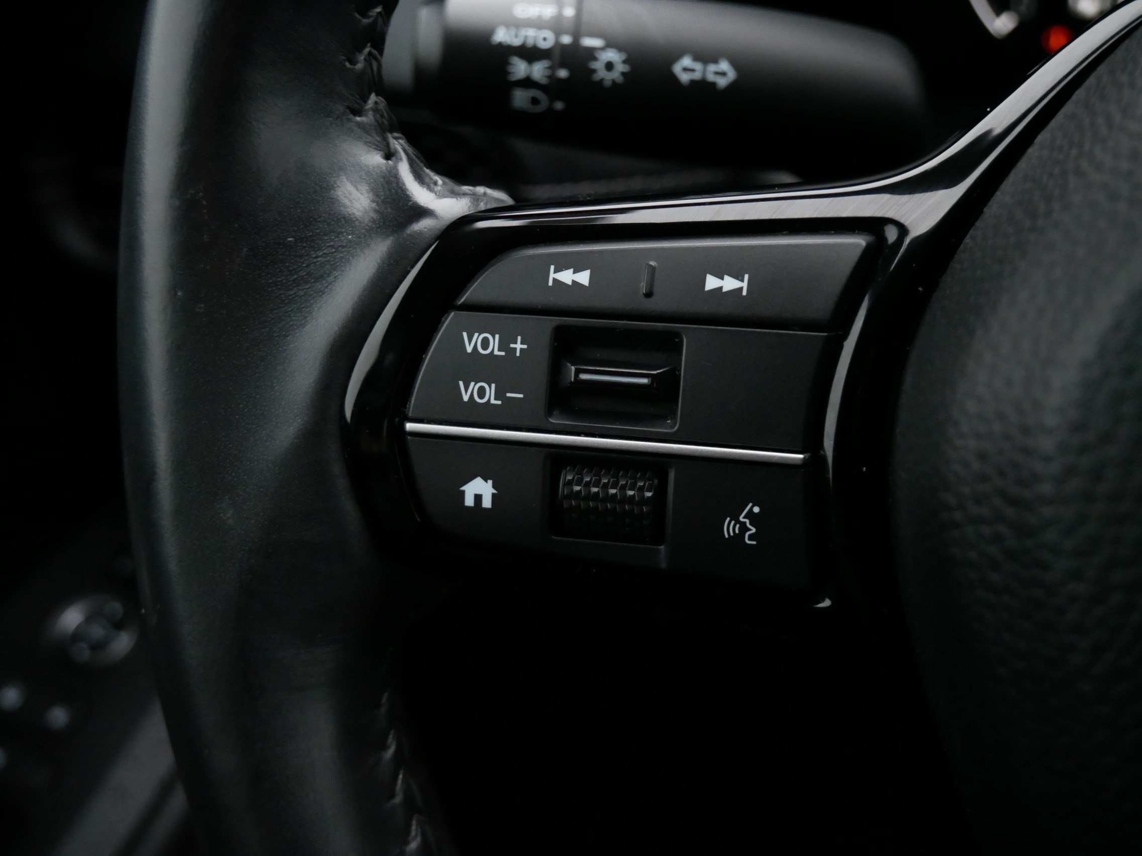 Used 2024 Honda HR-V EX-L image 27