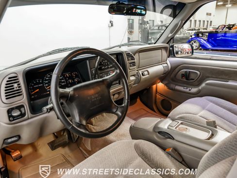 Used 1997 GMC Sierra 1500 2WD Extended Cab w/ Image Max Pkg image 4