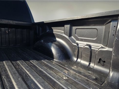 Used 2019 RAM 1500 Laramie image 21