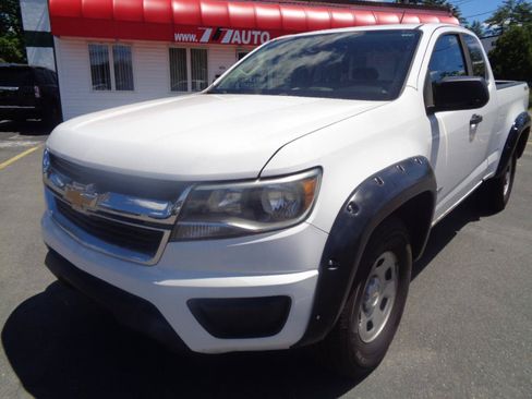 Used 2018 Chevrolet Colorado W/T w/ WT Convenience Package AWD/4WD image 14