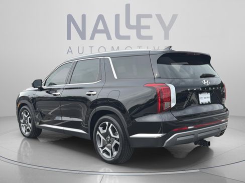 Used 2023 Hyundai Palisade Limited AWD/4WD image 3