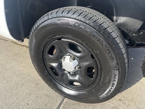 Used 2014 Toyota Tacoma 2WD Regular Cab image 13