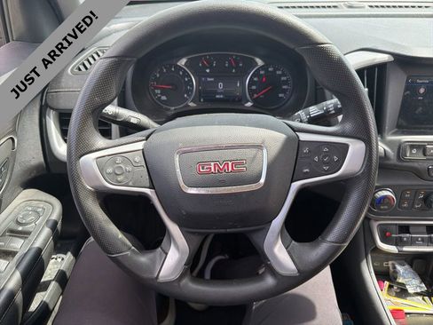 Used 2022 GMC Terrain SLE w/ Driver Convenience Package FWD image 12