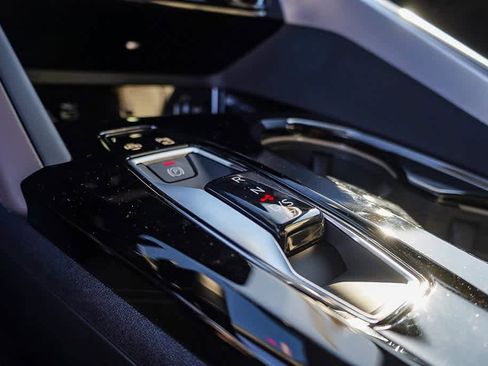 New 2025 Audi Q5 Premium Plus image 25