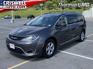 Used 2017 Chrysler Pacifica Touring-L Plus image 1