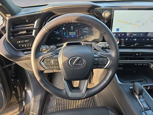 Used 2025 Lexus TX 350 AWD image 12