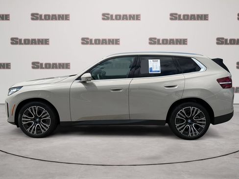 Used 2025 BMW X3 xDrive30i AWD/4WD image 2